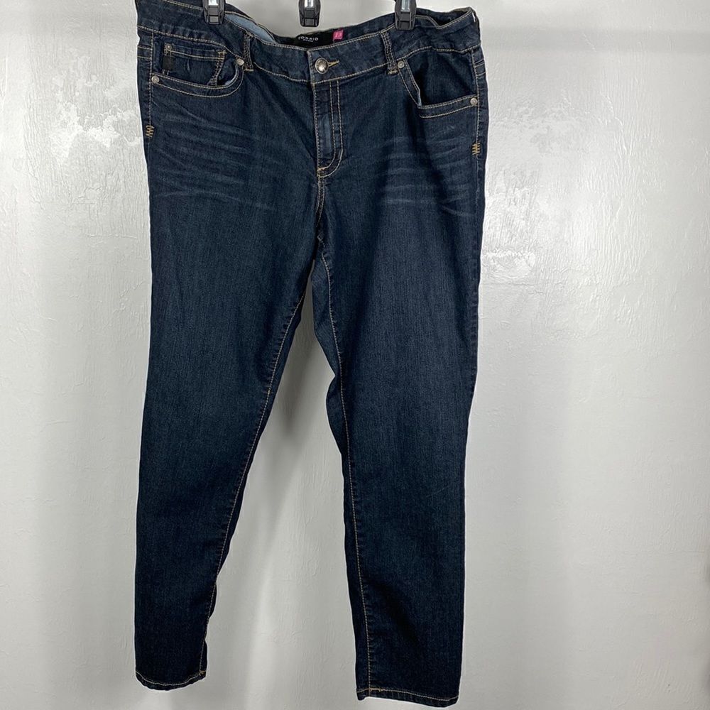 ❤️Last Chance Torrid Denim Cotton Blend Black Whiskered Skinny Jeans size 24 S